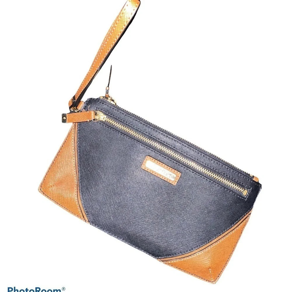 Calvin Klein long card holder Wrislet wallet